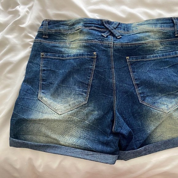 U2B Urban Basics Distressed Cuffed Jean Shorts - Picture 3 of 5